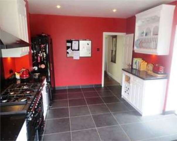 Image of 4 bedroom Semi-Detached house for sale in Highlands Boulevard Leigh-on-Sea SS9 at Highlands Boulevard Leigh on sea Leigh-on-Sea, SS9 3QP