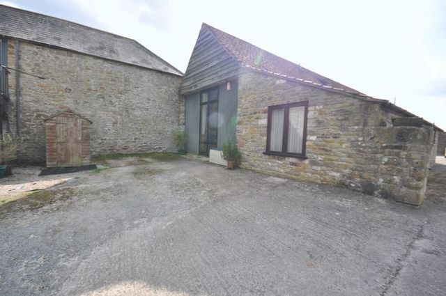  Image of 5 bedroom Detached house for sale in Lipyeate Holcombe Radstock BA3 at Lipyeate Holcombe Radstock, BA3 5FJ