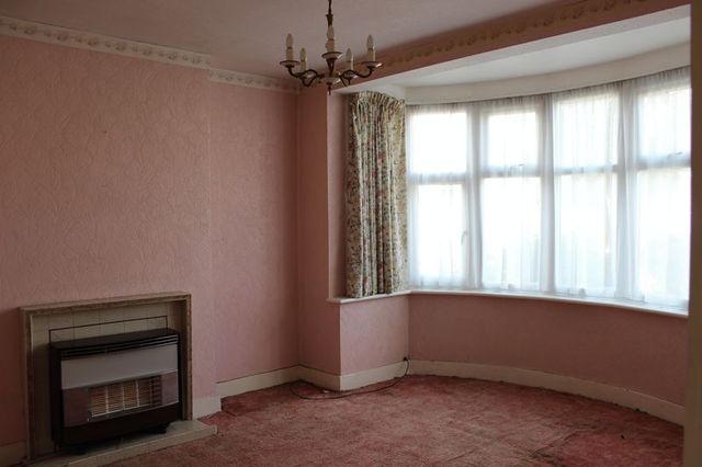  Image of 3 bedroom Semi-Detached house for sale in Hillbury Avenue Harrow HA3 at Hillbury Avenue  Harrow, HA3 8EP