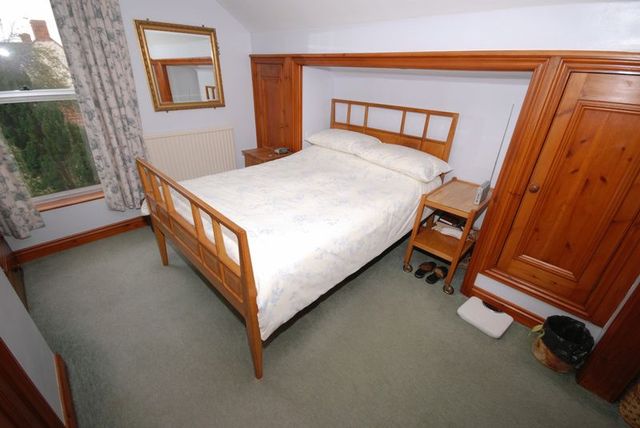  Image of 4 bedroom Detached house for sale in Hillcrest Pensford Bristol BS39 at Hillcrest Pensford Bristol, BS39 4AU