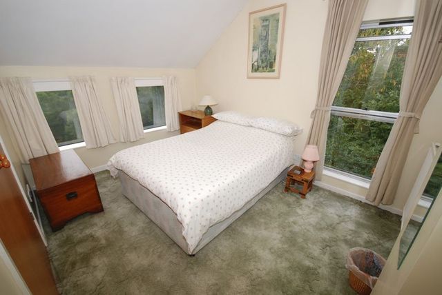  Image of 4 bedroom Detached house for sale in Hillcrest Pensford Bristol BS39 at Hillcrest Pensford Bristol, BS39 4AU