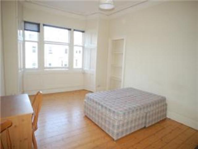  Image of 5 bedroom Flat to rent in Hillside Street Hillside Edinburgh EH7 at New Town Edinburgh Edinburgh, EH7 5HB