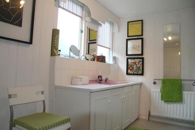  Image of 5 bedroom Detached house for sale in Hillway Guiseley Leeds LS20 at Guiseley Leeds Guiseley, LS20 8HB