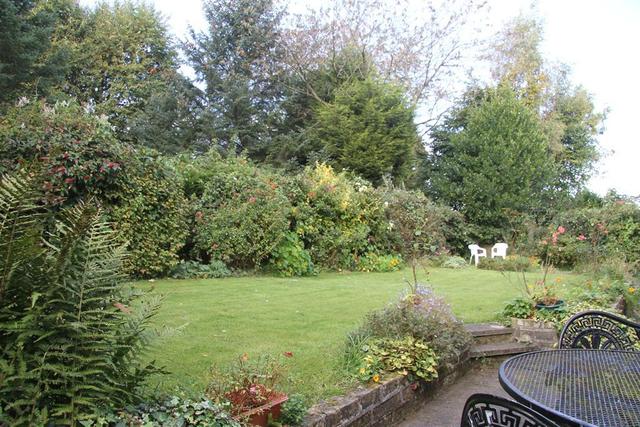  Image of 5 bedroom Detached house for sale in Hillway Guiseley Leeds LS20 at Guiseley Leeds Guiseley, LS20 8HB