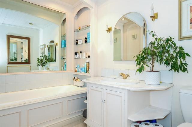  Image of 4 bedroom Detached house for sale in Hillway Guiseley Leeds LS20 at Guiseley Leeds Guiseley, LS20 8HB