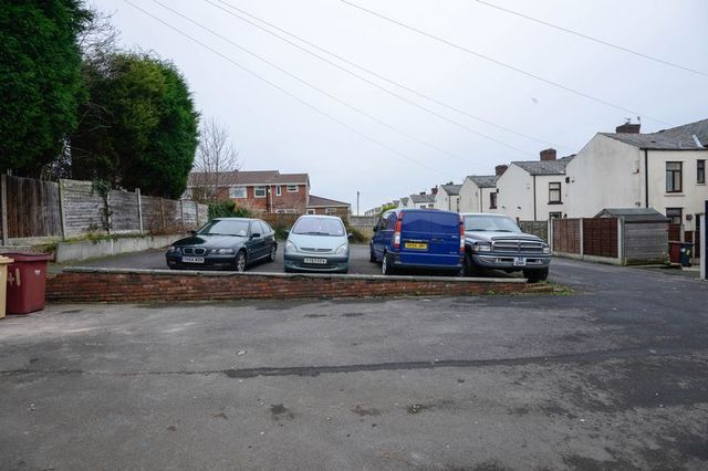  Image of 3 bedroom Terraced house for sale in Hindley Road Westhoughton Bolton BL5 at Hindley Road Westhoughton Bolton, BL5 2HN