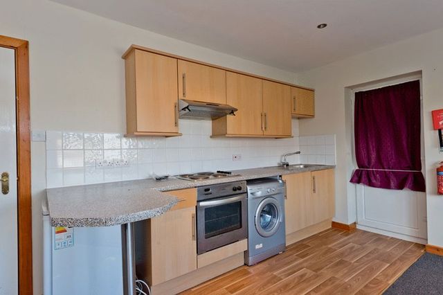  Image of 6 bedroom Detached house for sale in Hinton Road Runcorn WA7 at Hinton Road  Runcorn, WA7 5PZ