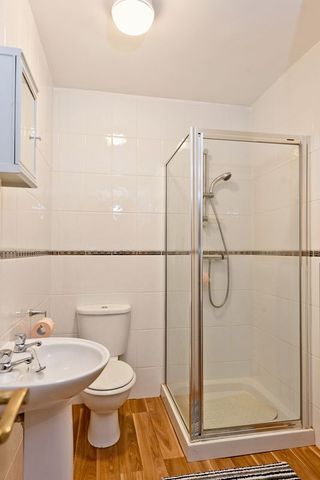  Image of 6 bedroom Detached house for sale in Hinton Road Runcorn WA7 at Hinton Road  Runcorn, WA7 5PZ