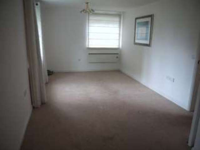  Image of 2 bedroom Flat to rent in Hoddinott Road Eastleigh SO50 at Hoddinott Road  Eastleigh, SO50 5SN