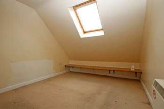  Image of 1 bedroom Flat for sale in Holdenhurst Road Bournemouth BH8 at Holdenhurst Road  Bournemouth, BH8 9AQ