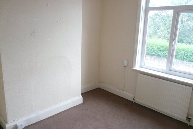  Image of 3 bedroom Detached house for sale in Hollingwood Avenue Great Horton Bradford BD7 at Bradford West Yorkshire Buttershaw, BD7 2NW