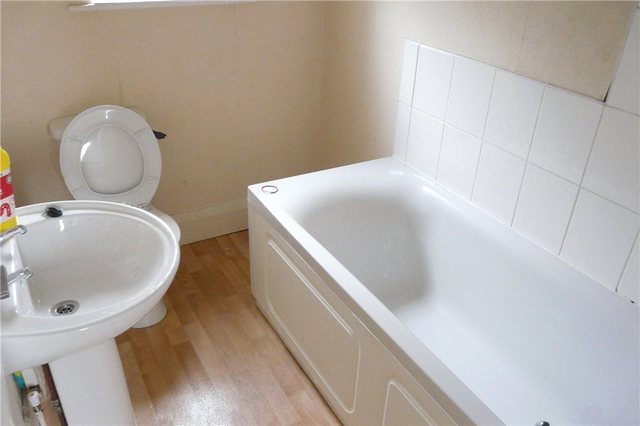  Image of 3 bedroom Detached house for sale in Hollingwood Avenue Great Horton Bradford BD7 at Bradford West Yorkshire Buttershaw, BD7 2NW
