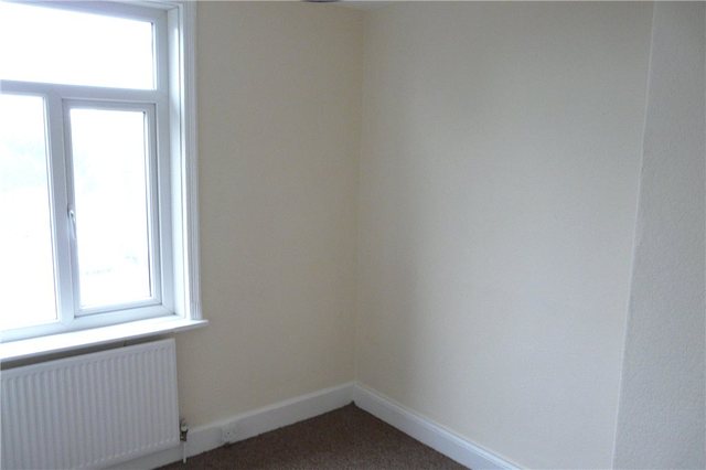  Image of 3 bedroom Detached house for sale in Hollingwood Avenue Great Horton Bradford BD7 at Bradford West Yorkshire Buttershaw, BD7 2NW