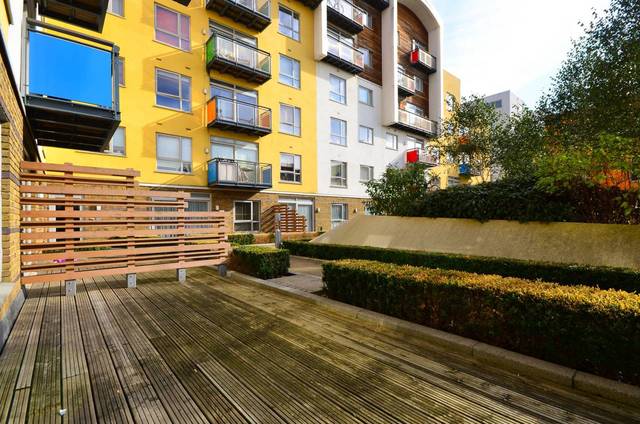  Image of 1 bedroom Flat for sale in John Harrison Way London SE10 at Holly Court  Greenwich, SE10 0BL