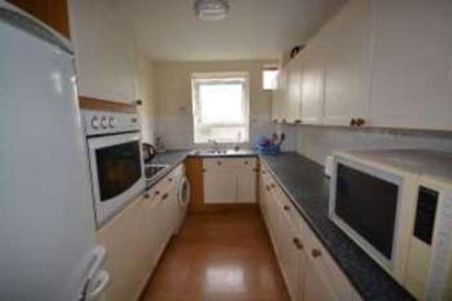  Image of 3 bedroom Flat for sale in London Road Leicester LE2 at 193 London Road Leicester Knighton, LE2 1ZF