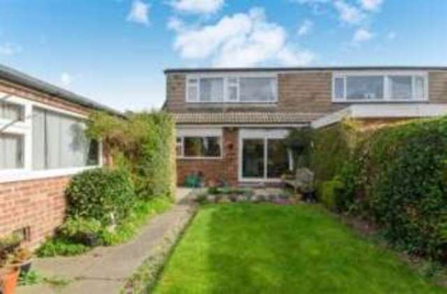  Image of 3 bedroom Bungalow for sale in Holmes Carr Road Bessacarr Doncaster DN4 at Bessacarr Doncaster Bessacarr, DN4 7HJ