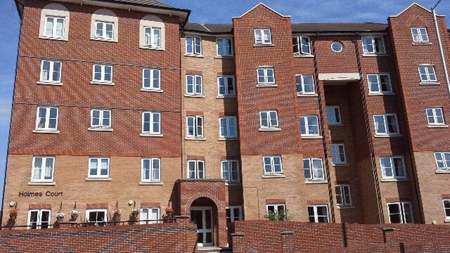  Image of 1 bedroom Retirement Property for sale in Medway Wharf Road Tonbridge TN9 at Medway Wharf Road  Tonbridge, TN9 1GS