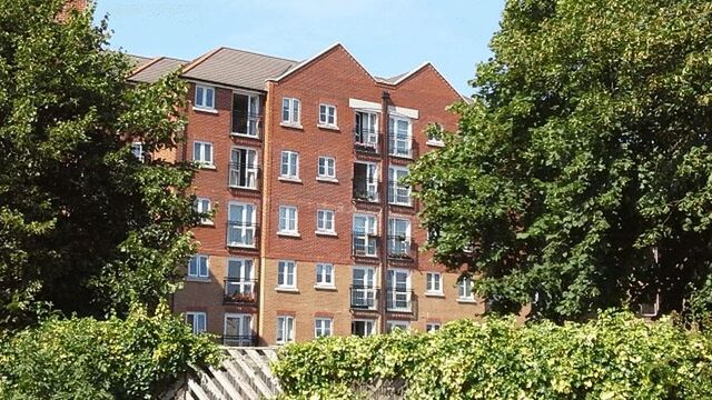  Image of 1 bedroom Retirement Property for sale in Medway Wharf Road Tonbridge TN9 at Medway Wharf Road  Tonbridge, TN9 1GS