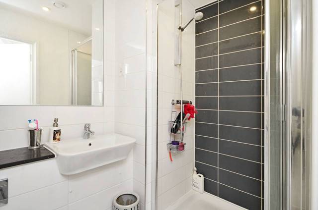  Image of 3 bedroom Flat for sale in Homerton Road London E9 at Homerton Road  Hackney, E9 5FF