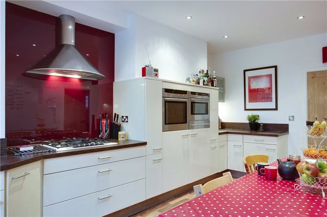 Image of 7 bedroom Semi-Detached house for sale in Hook Heath Road Hook Heath Woking GU22 at Hook Heath Woking Mayford, GU22 0LE
