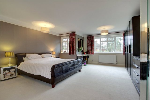  Image of 7 bedroom Semi-Detached house for sale in Hook Heath Road Hook Heath Woking GU22 at Hook Heath Woking Mayford, GU22 0LE