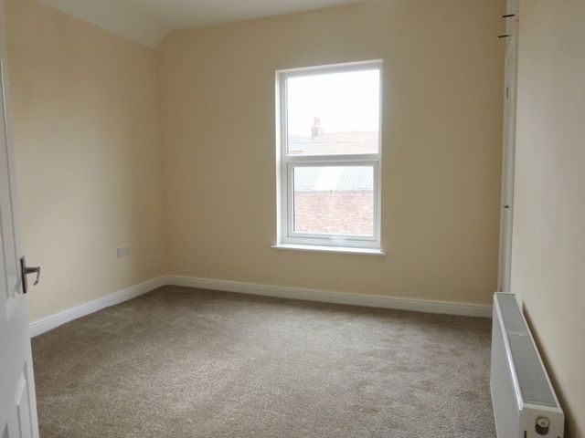  Image of 2 bedroom Flat to rent in Hoole Lane Banks Southport PR9 at Hoole Lane Banks Southport, PR9 8BD