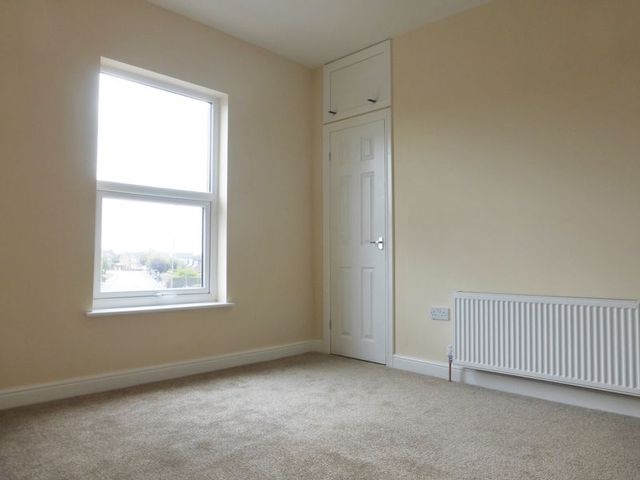  Image of 2 bedroom Flat to rent in Hoole Lane Banks Southport PR9 at Hoole Lane Banks Southport, PR9 8BD