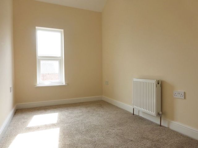  Image of 2 bedroom Flat to rent in Hoole Lane Banks Southport PR9 at Hoole Lane Banks Southport, PR9 8BD