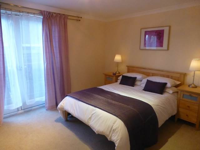 Image of 3 bedroom Flat to rent in Hopetoun Crescent Edinburgh EH7 at Leith Walk Edinburgh Edinburgh, EH7 4AY