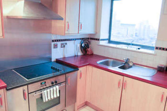  Image of 3 bedroom Flat to rent in Hertsmere Road London E14 at Hertsmere Road  London, E14 4AW