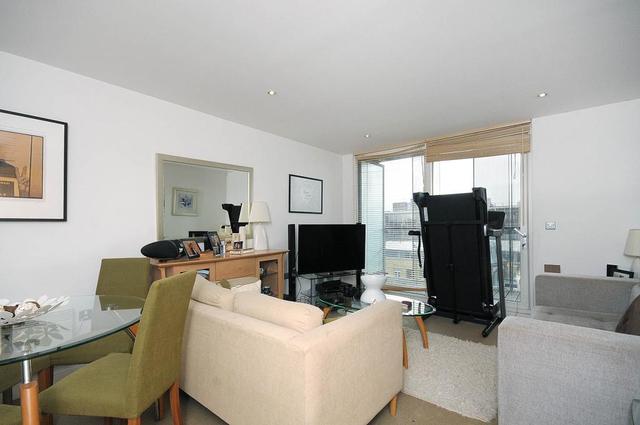  Image of 1 bedroom Flat to rent in Brewhouse Yard London EC1V at Brewhouse Yard  Goswell Road, EC1V 4JU