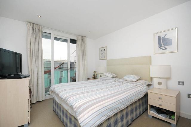  Image of 1 bedroom Flat to rent in Brewhouse Yard London EC1V at Brewhouse Yard  Goswell Road, EC1V 4JU