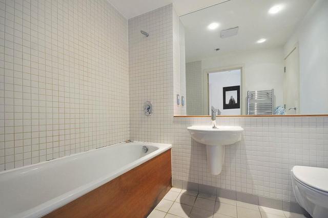  Image of 1 bedroom Flat to rent in Brewhouse Yard London EC1V at Brewhouse Yard  Goswell Road, EC1V 4JU