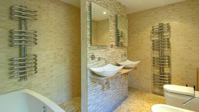  Image of 5 bedroom Detached house for sale in Horsell Common Horsell Woking GU21 at Horsell Surrey Horsell, GU21 4XZ