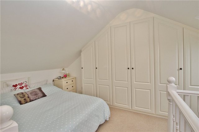  Image of 3 bedroom Semi-Detached house for sale in Horsell Moor Horsell Woking GU21 at Horsell Surrey Horsell, GU21 4NJ