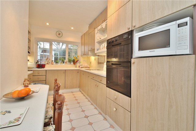  Image of 4 bedroom Detached house for sale in Horsell Way Horsell Woking GU21 at Horsell Surrey Horsell, GU21 4UJ