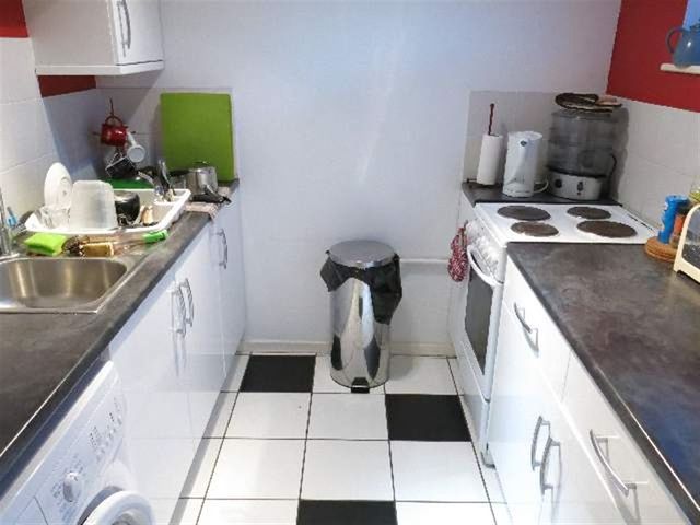  Image of 1 bedroom Flat to rent in Hotspur Road Northolt UB5 at Hotspur Road Northolt Northolt, UB5 6TL