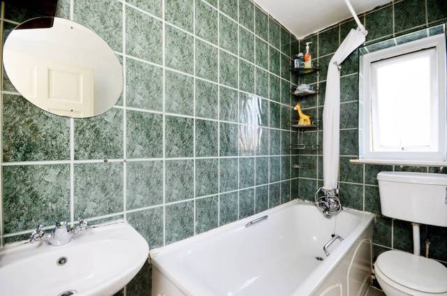  Image of 4 bedroom Detached house for sale in Howard Road London N16 at Howard Road  Stoke Newington, N16 8PU
