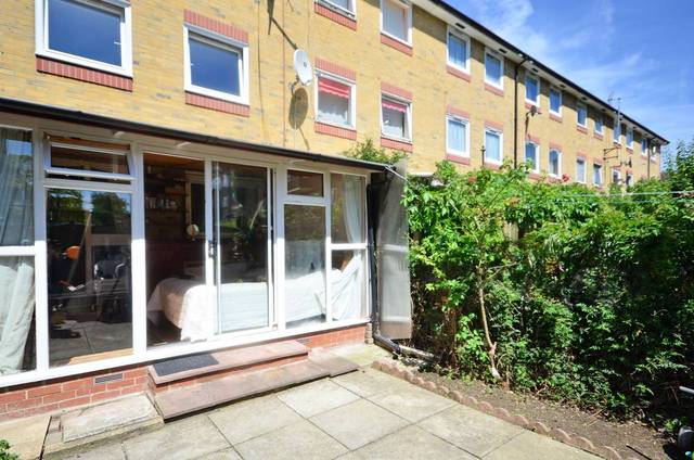  Image of 4 bedroom Detached house for sale in Howard Road London N16 at Howard Road  Stoke Newington, N16 8PU