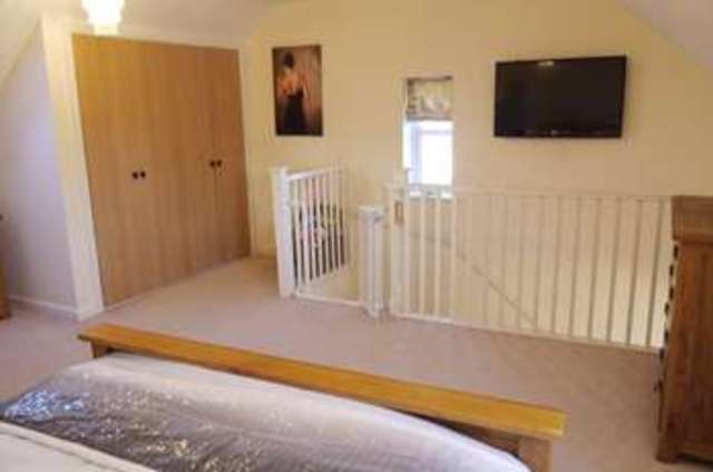  Image of 4 bedroom Semi-Detached house for sale in Hudscroft Drive Hook Goole DN14 at Hook East Yorkshire, DN14 5AG
