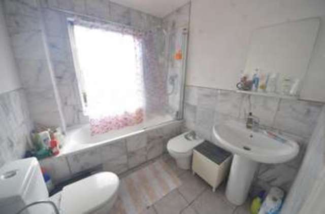  Image of 2 bedroom Apartment to rent in Hungerford Road London N7 at Hungerford Road  Islington, N7 9LX