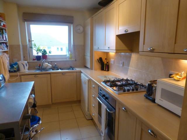  Image of 3 bedroom Flat to rent in Hutton Kelvindale Glasgow G12 at Kelvindale Glasgow Glasgow, G12 0FF