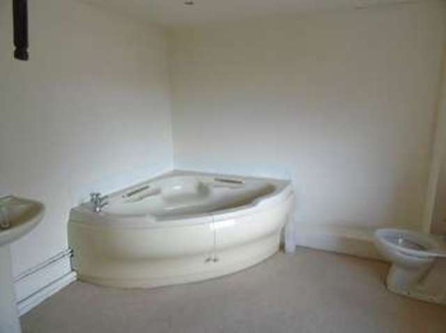  Image of 3 bedroom Cottage for sale in Clayhill Newnham GL14 at Hyde Lane  Newnham, GL14 1HG