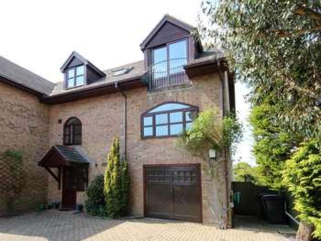  Image of 4 bedroom Town House for sale in Iford Bridge Home Park Old Bridge Road Iford Bournemouth BH6 at Iford Lane  Bournemouth, BH6 5NF