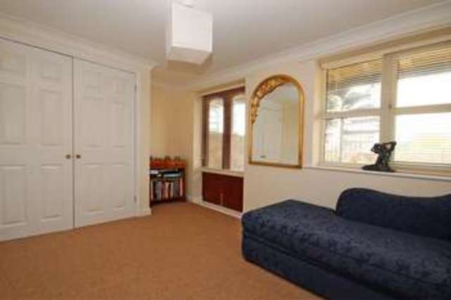  Image of 4 bedroom Town House for sale in Iford Bridge Home Park Old Bridge Road Iford Bournemouth BH6 at Iford Lane  Bournemouth, BH6 5NF