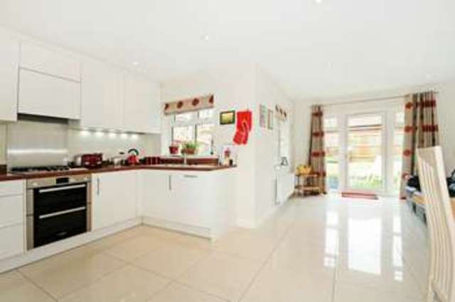  Image of 4 bedroom Detached house for sale in Imperial Way Croxley Green Rickmansworth WD3 at Off Harvey Road  Croxley Green, WD3 3FL