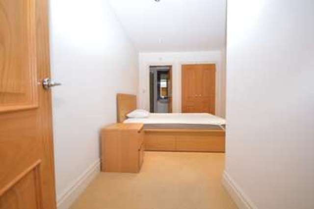  Image of 2 bedroom Apartment to rent in The Boulevard Imperial Wharf London SW6 at The Boulevard  Greater London, SW6 2SS