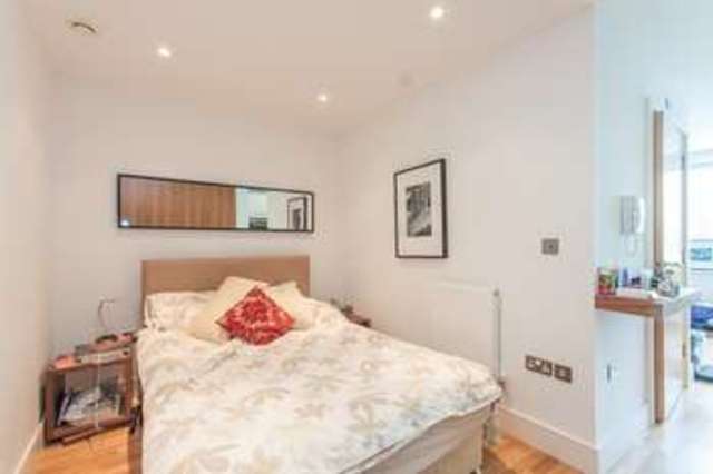  Image of Flat for sale in Indescon Square London E14 at Canary Wharf, E14 9DQ