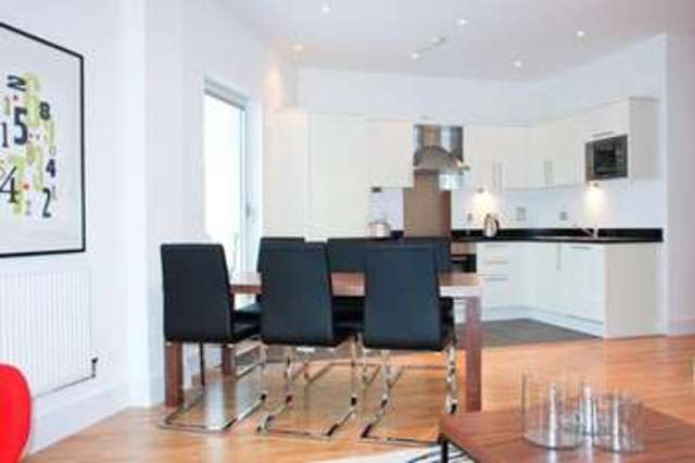  Image of 2 bedroom Flat for sale in Indescon Square London E14 at Canary Wharf, E14 9DQ