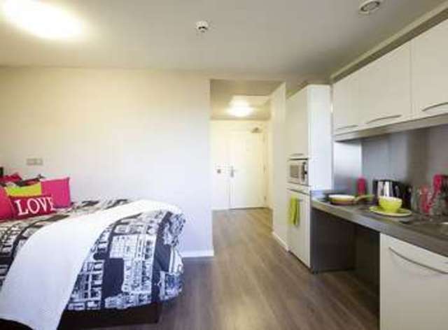  Image of 1 bedroom Flat to rent in Isledon Road London N7 at Isledon Road  London, N7 7JR